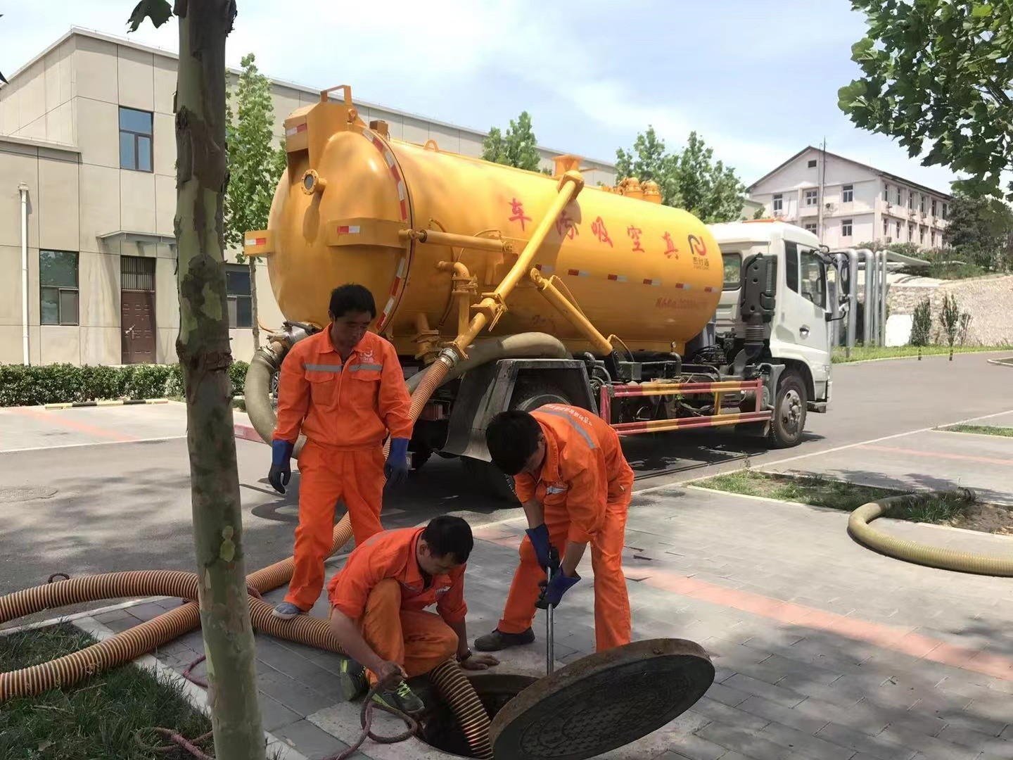 澄海化粪池清理与5-8吨吸粪车施工效率分析